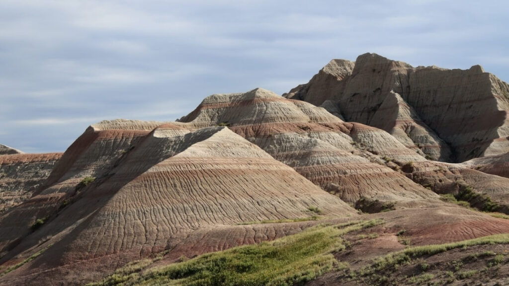 Badlands-national-park-buffalo-gap-national-grasslands-and-wall-drug-16