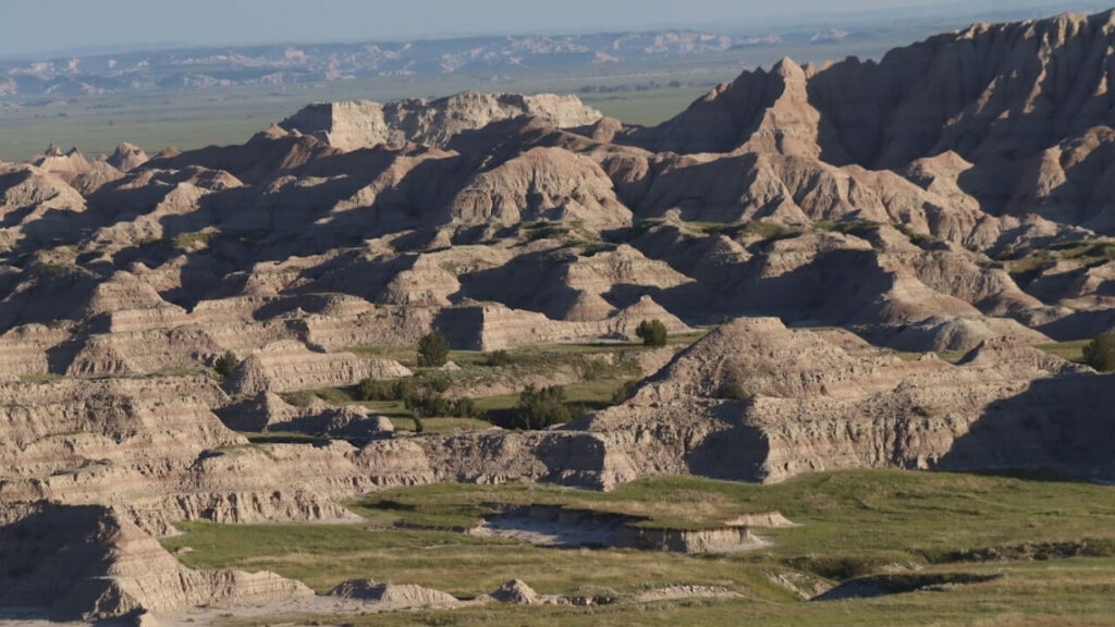 Badlands-national-park-buffalo-gap-national-grasslands-and-wall-drug-21